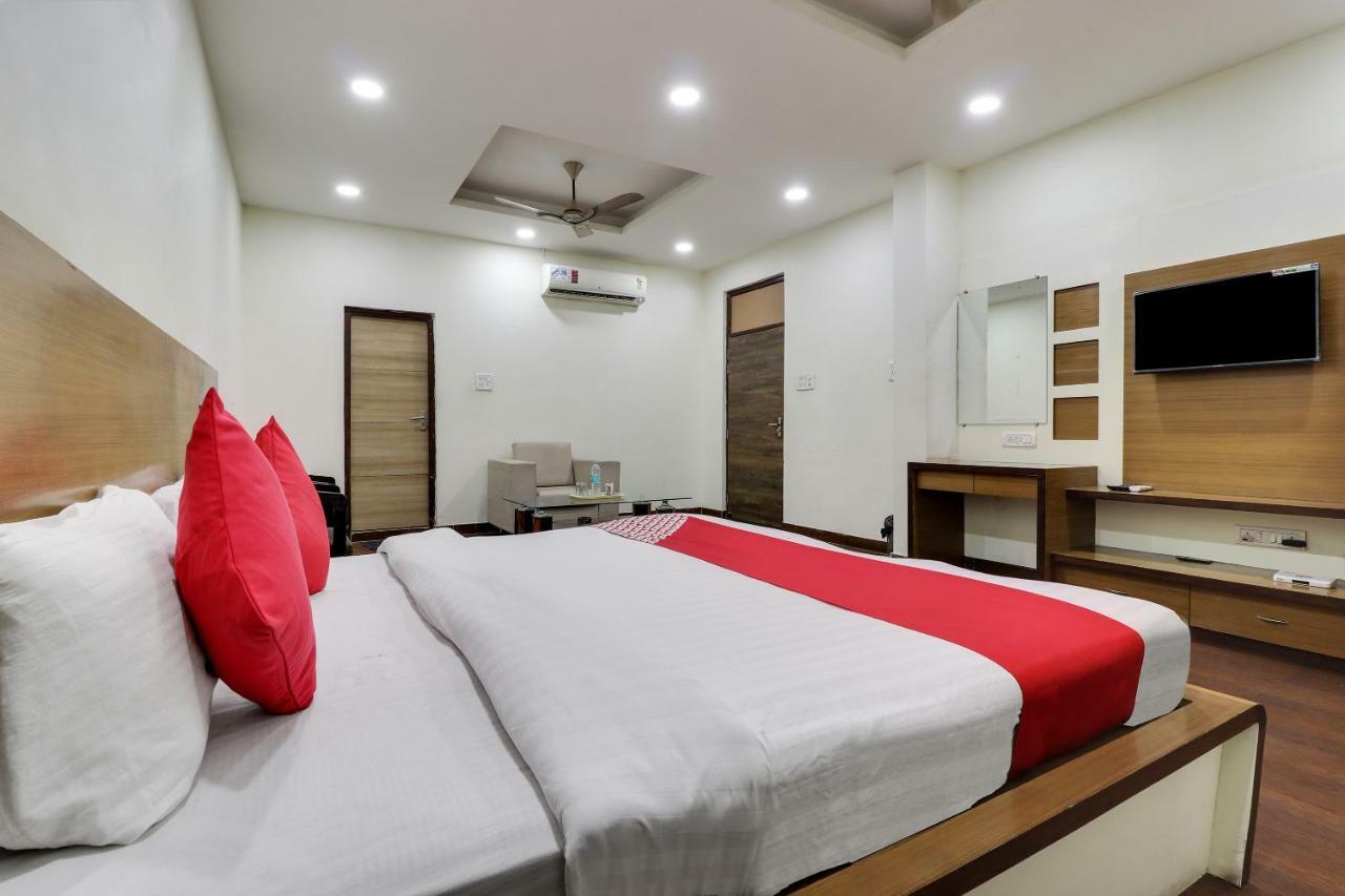 Oyo 43936 Hotel Rajputana Palace Farrukhabad Chambre photo
