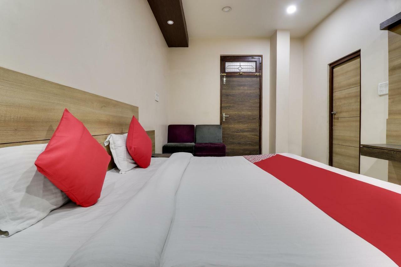 Oyo 43936 Hotel Rajputana Palace Farrukhabad Extérieur photo